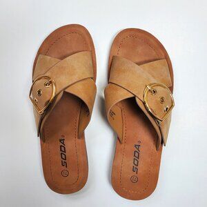 Nude/Natural Criss Cross Sandals Gold Buckle size 7 1/2 Vacation Summer Resort